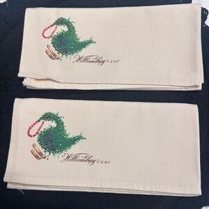Colonial Williamsburg 17” cloth napkins, set of 2, Holiday Greenery